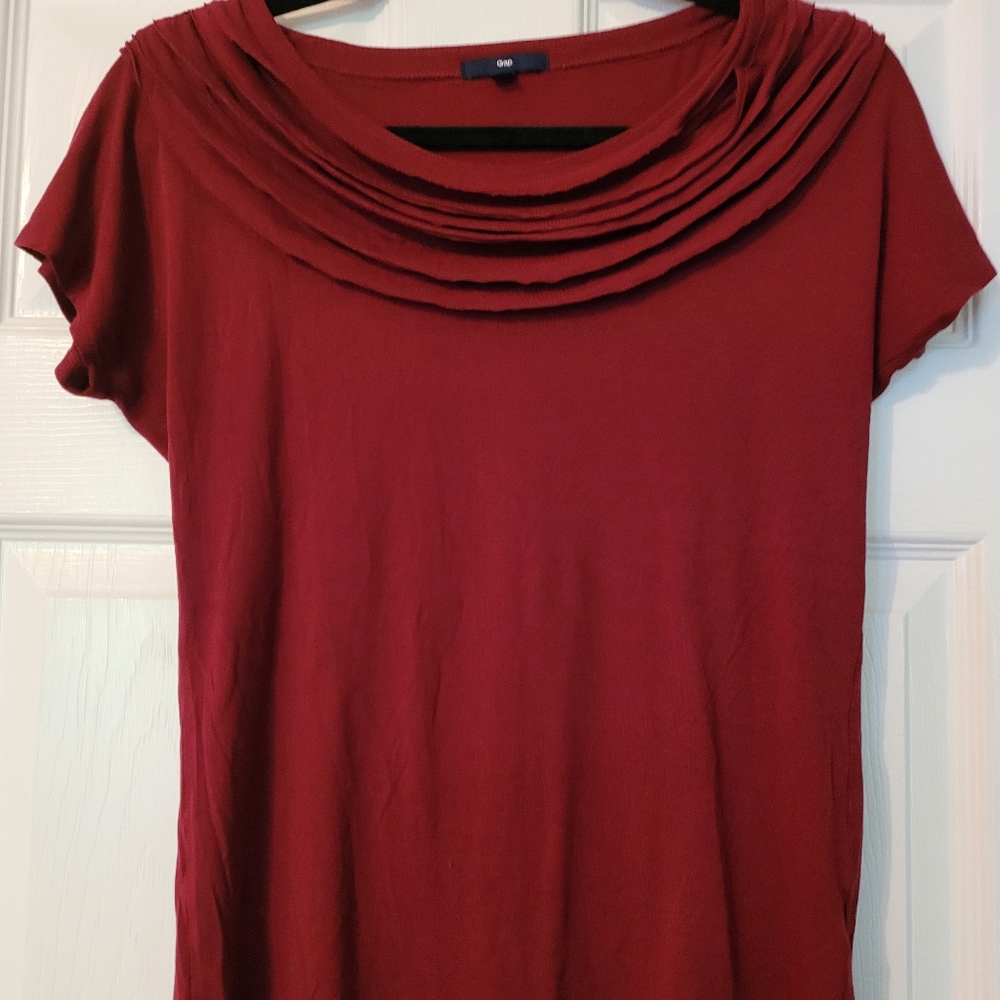 GAP | Ruffel T-shirt | Maroon | XS